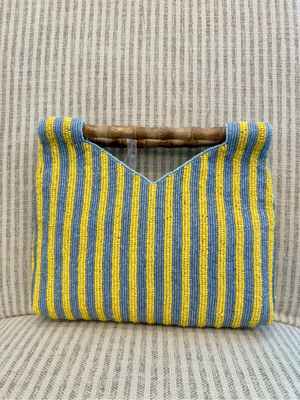 Made in India Amalfi beaded Blue and Aqua clutch - Picture 4 of 7